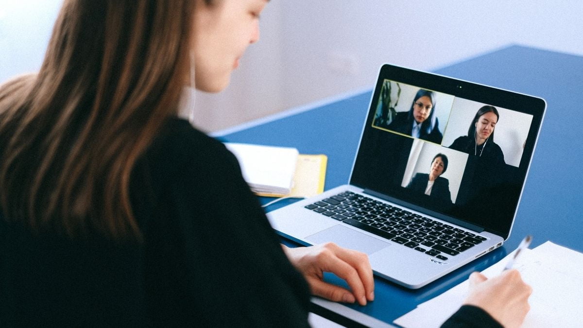 How to Set up a Zoom Meeting in Less Than 10 Minutes