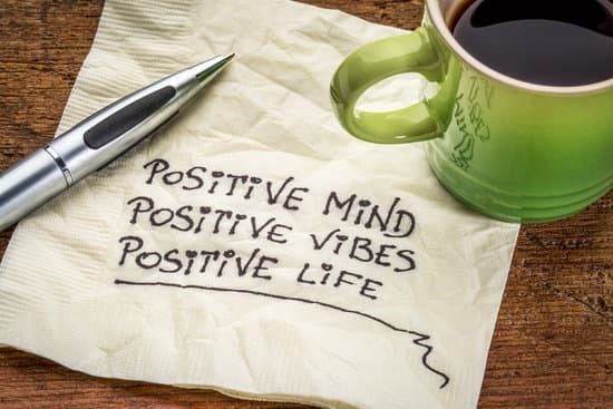 Discover The 12 Essential Qualities Of A Good Leader Image of a napkin with positive mind, positive vibes, and positive life written on it for the positivity quality of leadership.