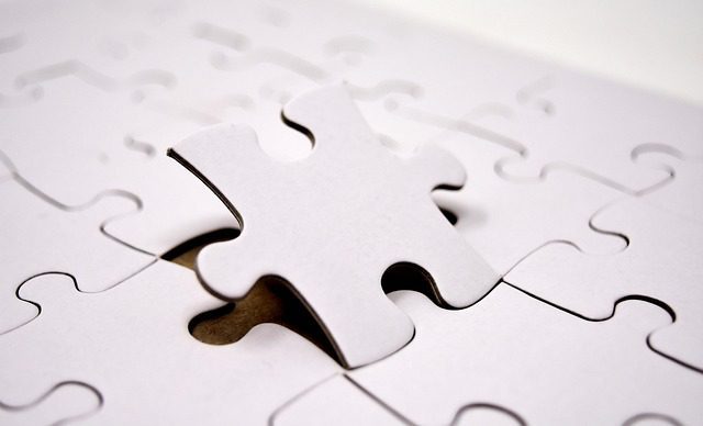 How to Develop Critical Thinking Skills (15 Easy Tips) how to improve critical thinking
