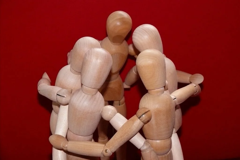 10 Strategies for Enhancing Team Dynamics and Productivity limb males, meet, meeting