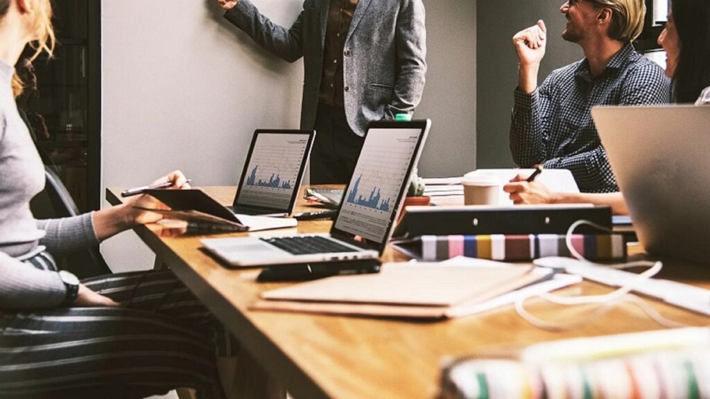 5 Best Team Communication Apps for Collaboration in 2023 sharepoint training, microsoft teams, training