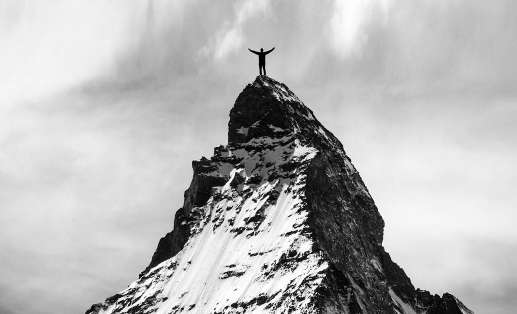 Maximizing Goal-Oriented Leadership for More Success success, man, mountain